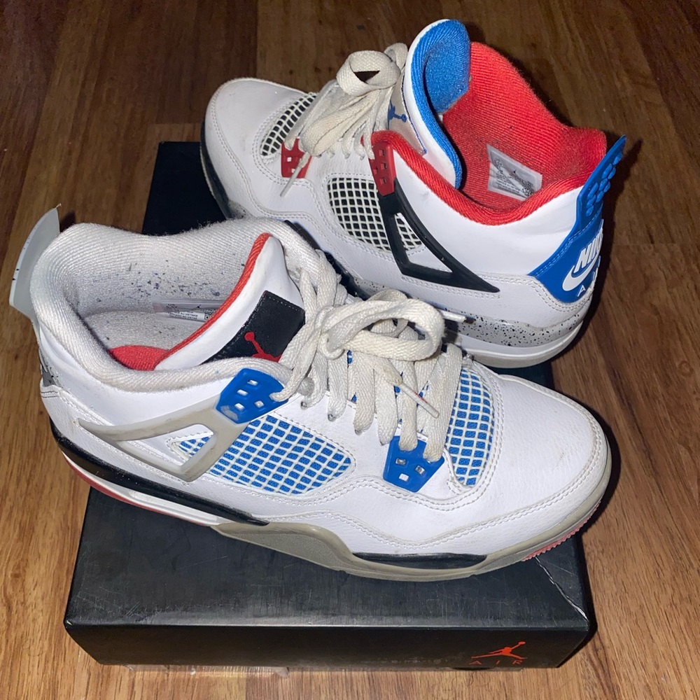 Air Jordan 4 Retro Sneakers